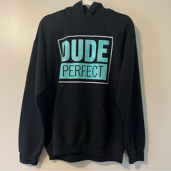 Dude Perfect | Sweatshirt - Picture 2 of 11